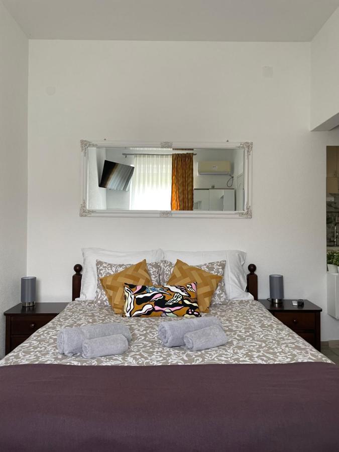 Guest House Mylan Licko Petrovo Selo Exterior photo